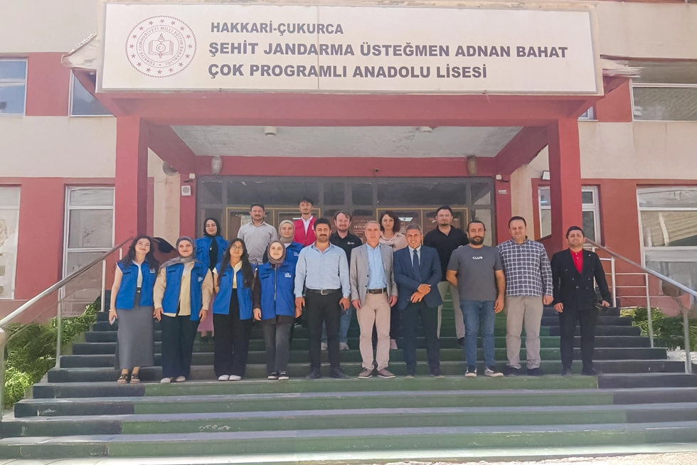 Teknofest Topluluğundan Çukurca İlçesinde Bilim Şenliği