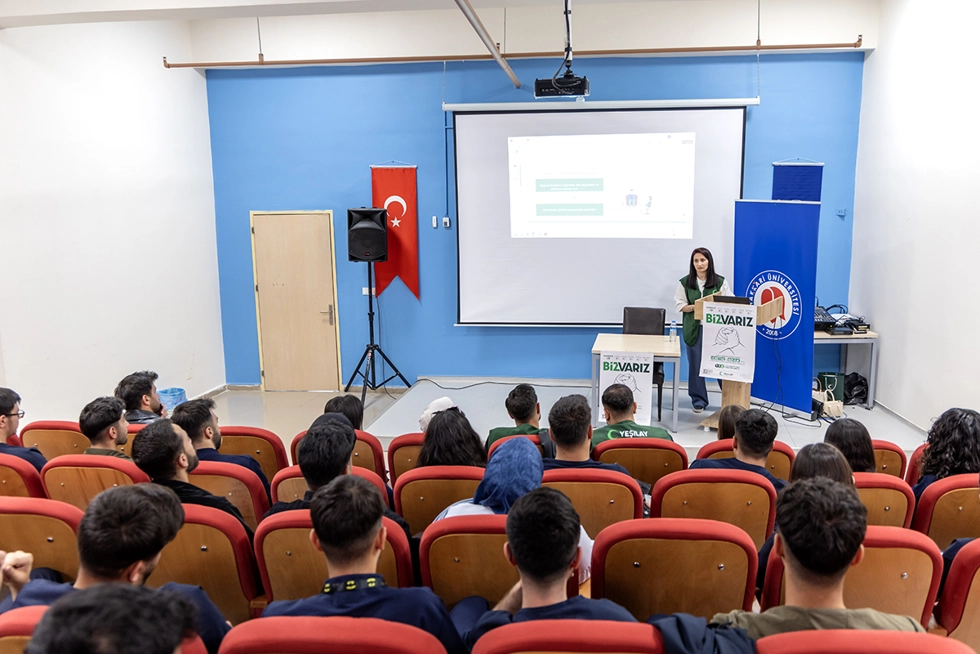 Üniversitemizde Bağımlılıkla Mücadele Eğitimi Düzenlendi
