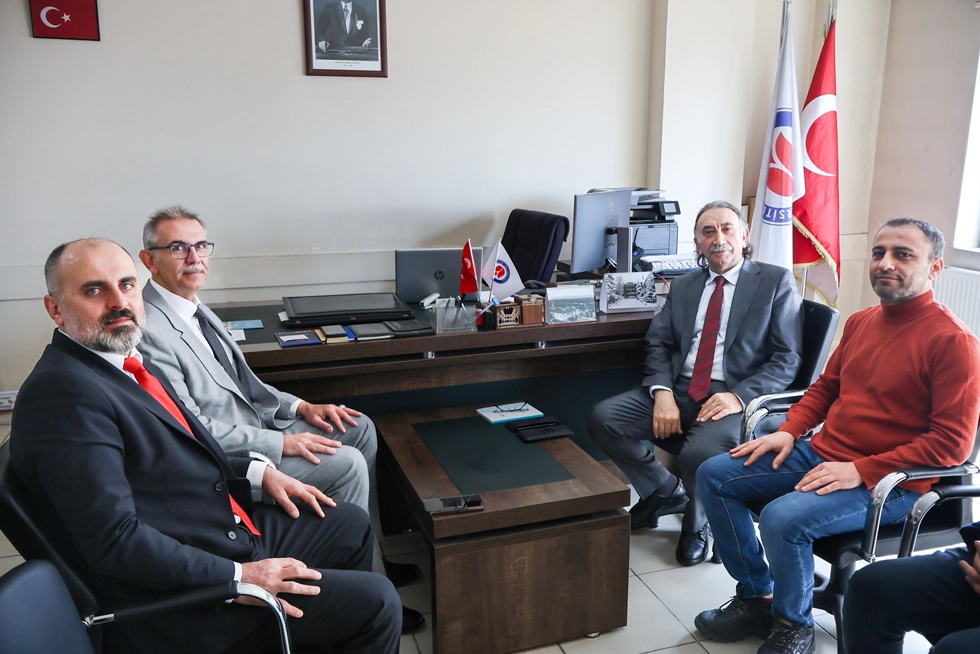 Rektörümüz Yüksekova Meslek Yüksekokulumuzu ve İlçe Protokolünü Ziyaret Etti