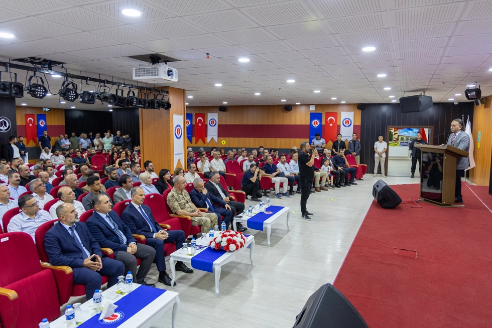 Üniversitemizde “15 Temmuz Demokrasi ve Millî Birlik Günü Paneli" Düzenlendi