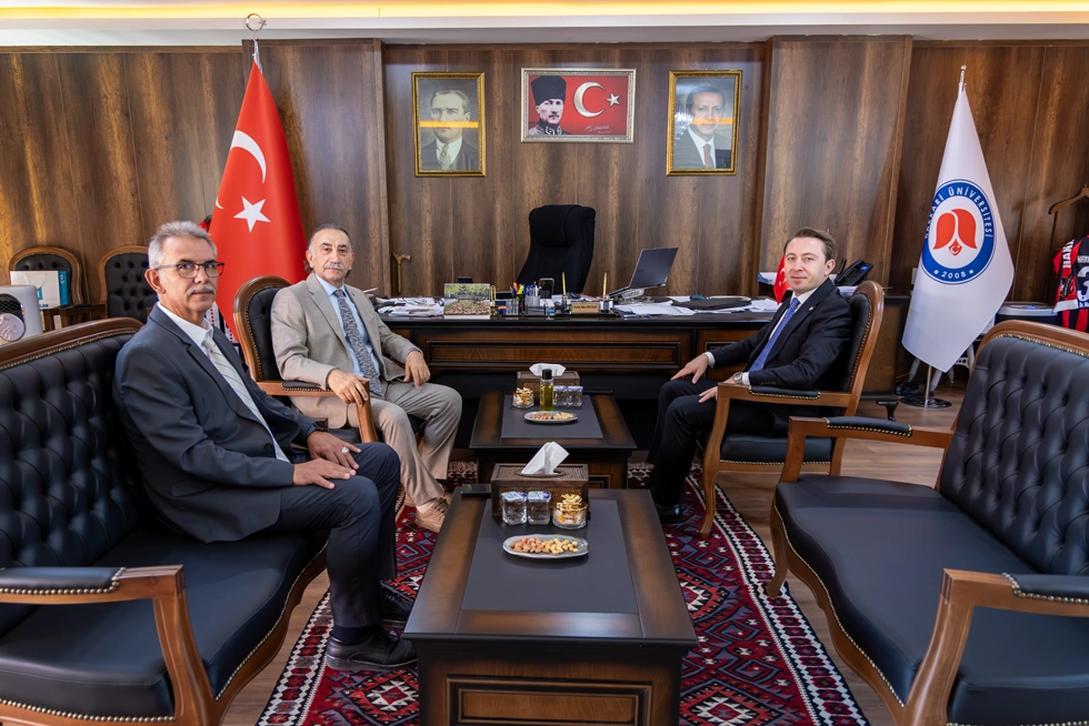 Yüksekova Kaymakamından Rektörümüze İade-i Ziyaret