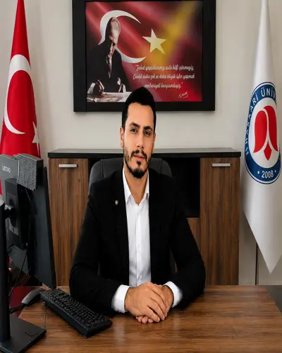 Fecri YAVİ
