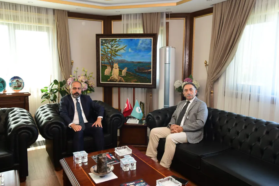 Rektörümüzden Van Yüzüncü Yıl Üniversitesi Rektörüne Ziyaret