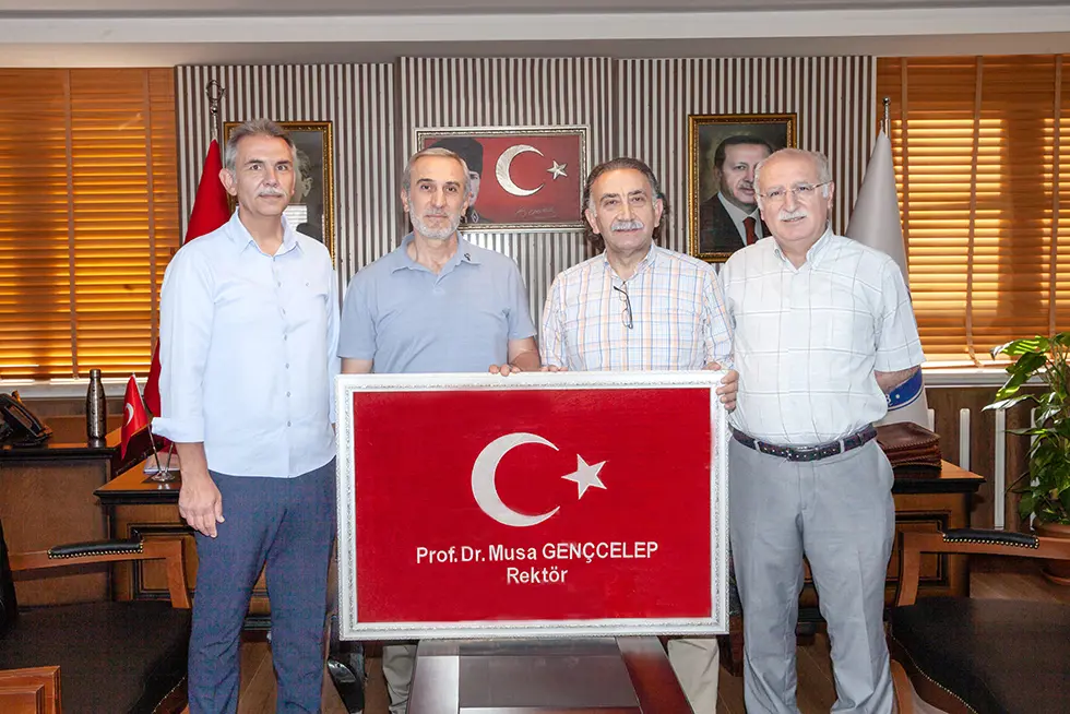 Yüzüncü Yıl Üniversitesi Eğitim Fakültesi Öğretim Üyelerinden Rektörümüze Ziyaret 