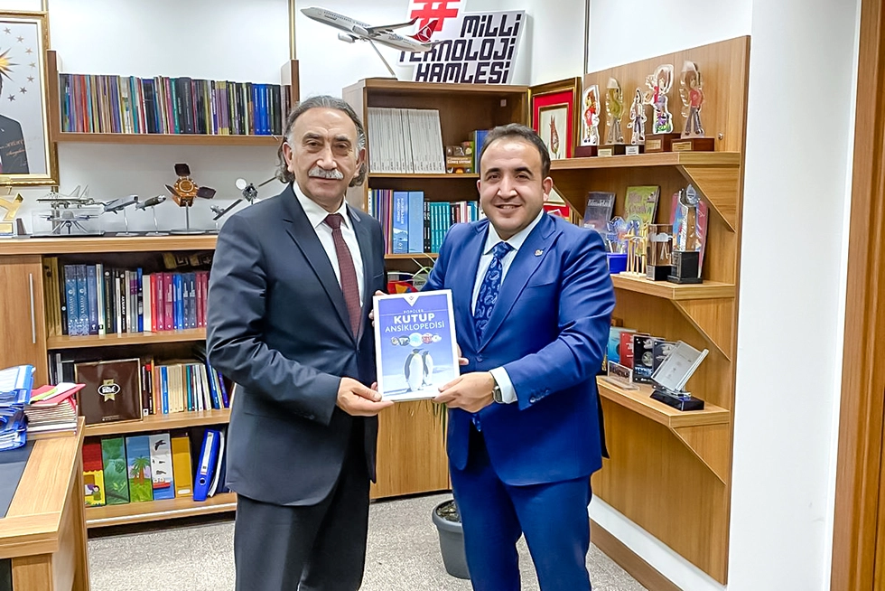Rektörümüz TÜBİTAK Bilim ve Toplum Başkanını Ziyaret Etti