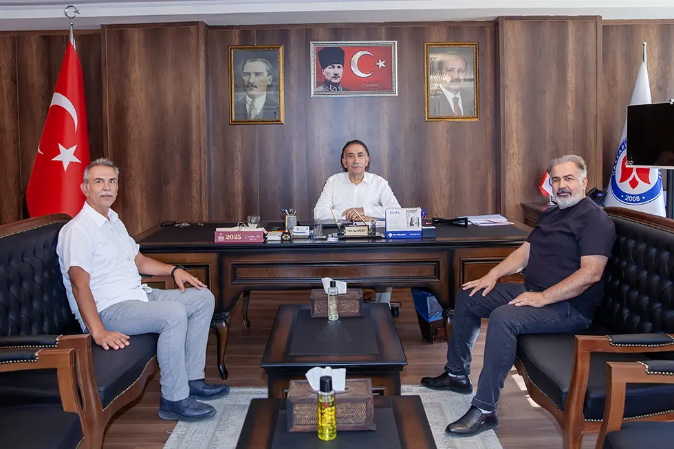 Van Yüzüncü Yıl Üniversitesi Eğitim Fakültesi Dekanından Rektörümüze Ziyaret