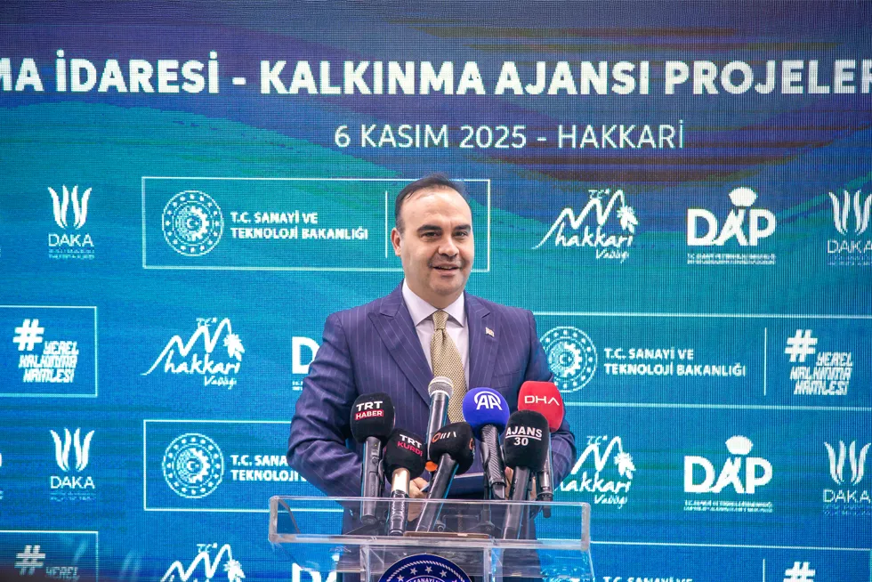 Sanayi ve Teknoloji Bakanı Mehmet Fatih Kacır’dan Üniversitemize Milli Teknoloji Atölyesi Müjdesi