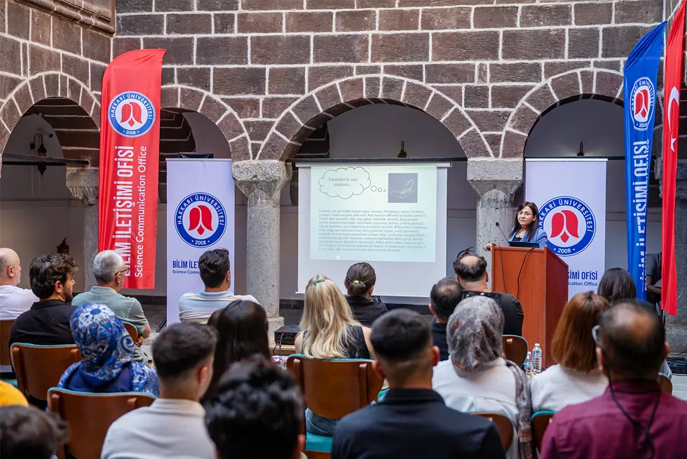 Üniversitemizde Bilim Kafe Etkinliğinin İlki Düzenlendi