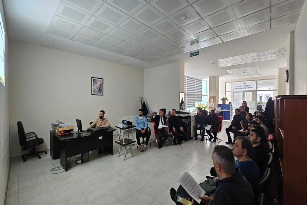 2025-2026 Eğitim-Öğretim Yılı Bahar Yarıyılı Birim Öğrenci İşleri Personellerine Yönelik Bilgilendirme Toplantısı