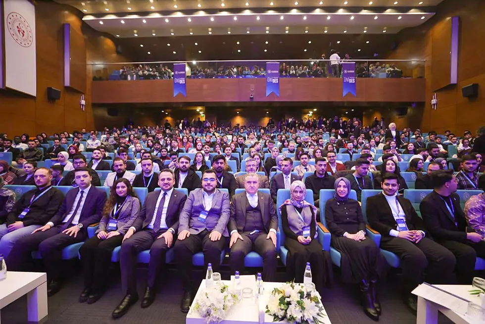 Öğrencilerimiz ÜNİDES 2. Dönem Öğrenci Topluluk Temsilcileri Buluşması'na Katıldı