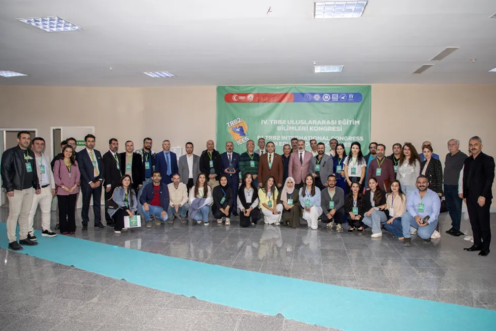 TRB2 4. Uluslararası Eğitim Bilimleri Kongresi İkinci Gününde de Yoğun Katılımla Gerçekleşti