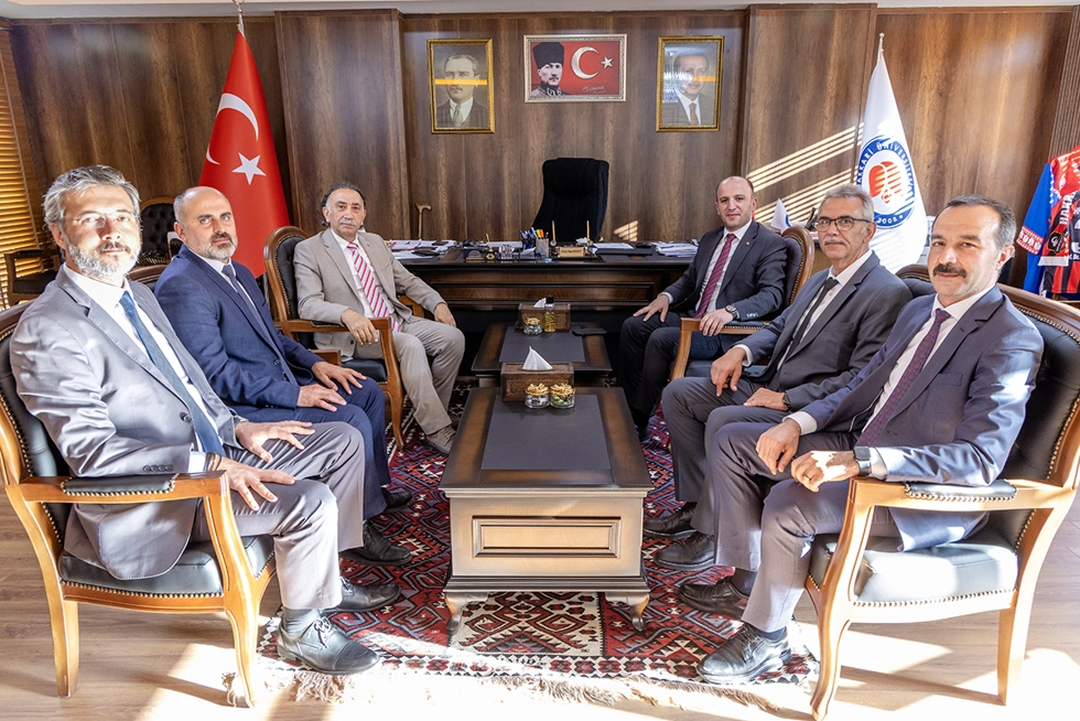 Hakkari Vali Yardımcısı Recep Gündüz’den Rektörümüze Ziyaret