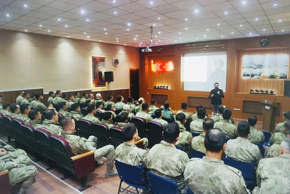 Cumhuriyetimizin Kuruluş Süreci ve Tarihi Önemi” Konulu Konferans Düzenlendi
