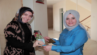 Hakkari Üniversitesi Rektörü 8 Mart Dünya Kadınlar Gününü Kutladı - Resim 10