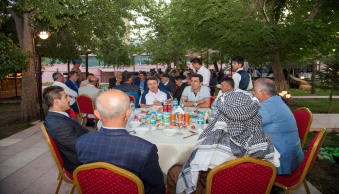 Bayburt Valisi Olarak Atanan Vali Cüneyt Epcim Onuruna Veda Yemeği Verildi - Resim 3