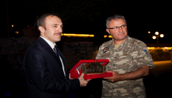 Bayburt Valisi Olarak Atanan Vali Cüneyt Epcim Onuruna Veda Yemeği Verildi - Resim 4