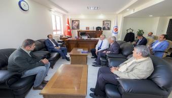 Belediye Başkanı Cüneyt Epcim’den Rektörümüze Ziyaret - Resim 2