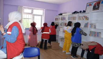 Öğrencilerimiz Köy Okuluna Kütüphane Kazandırdı - Resim 1
