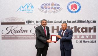 Üniversitemiz Ev Sahipliğinde Kadim Şehir Hakkâri Çalıştayı Düzenlendi - Resim 14