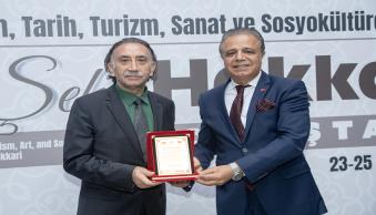 Üniversitemiz Ev Sahipliğinde Kadim Şehir Hakkâri Çalıştayı Düzenlendi - Resim 15