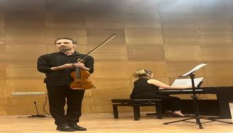 Fakültemiz Öğretim Üyesi Cemil Kürşat KARADENİZ ve Piyanist Ece ÖZDENİZ Klasik Müzik Eserleriyle Dinleyicilerle Buluştu - Resim 3