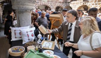 Rektörümüz Halk Eğitim Merkezinin Yıl Sonu Sergisine Katıldı - Resim 7