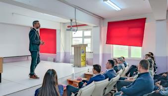 Üniversitemiz Öğretim Üyeleri TÜBİTAK Bilim Söyleşileriyle Öğrencilerle Buluştu - Resim 4