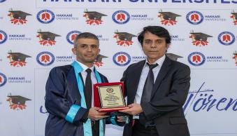 Üniversitemiz 17. Mezunlarını Coşkuyla Uğurladı - Resim 9
