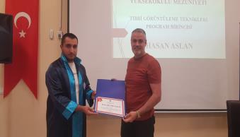 Hakkâri Üniversitesi Sağlık Hizmetleri Meslek Yüksekokulu 8. Dönem Mezunlarını Uğurladı - Resim 3