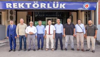Cihannüma ve Bilhikem Dernekleri Van İl Yönetiminden Rektörümüze Ziyaret - Resim 1