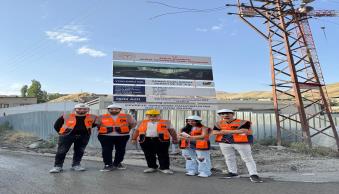Hakkari'de Sismik İzolatörlü Kadın Doğum ve Çocuk Hastanesi İnşaatı İncelendi - Resim 2