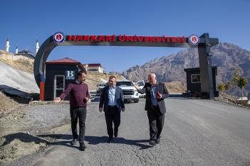 Hakkari Vali Yardımcısı Furkan Berber Üniversitemizi Ziyaret Etti