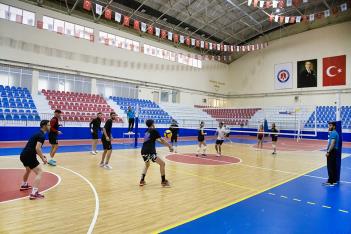 Üniversitemizde Spor Turnuvaları Başladı